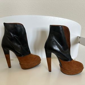 Viktor & Rolf booties size 38